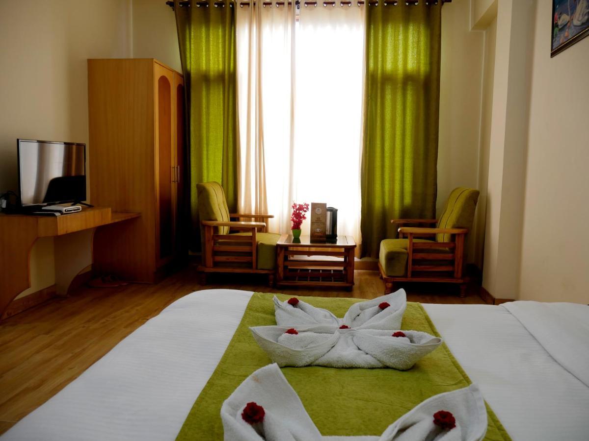 New Ambika International Mall Road Hotel Manali  Luaran gambar